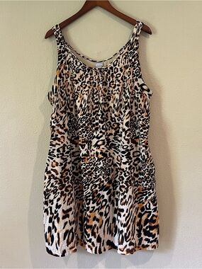 Chico's XL SIZE 3 sleeveless popover pocket dress in leopard print design